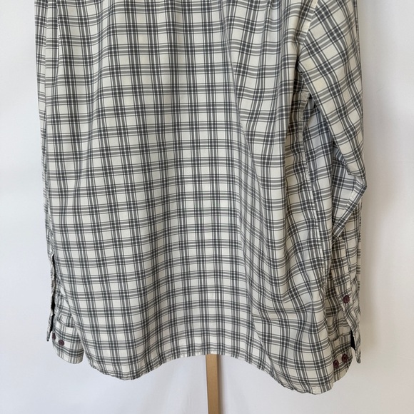 K-WAY Tech Men's Gray Plaid Long Sleeve Button-Up Shirt Size L Casual Collared - Picture 9 of 12